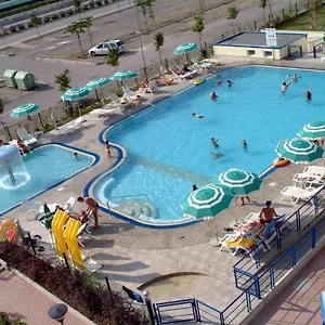 Apartament Altanea Residences Con Piscina, Caorle