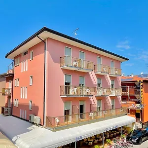 2* Hotel Le Star