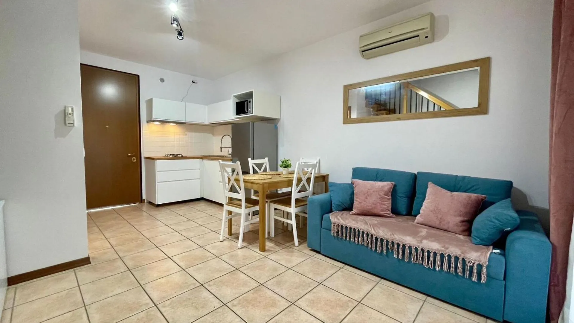 הוילה קאורלה Modern Seaside Flat By The Pool - Beahost 0*,